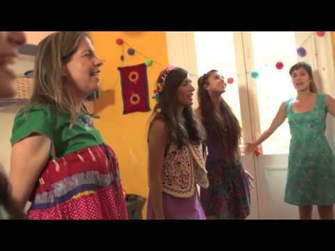 Risas de la Tierra - SI SI KUMBALE (Canción popular africana) 1 Risas de la Tierra - SI SI KUMBALE (Canción popular africana) 1